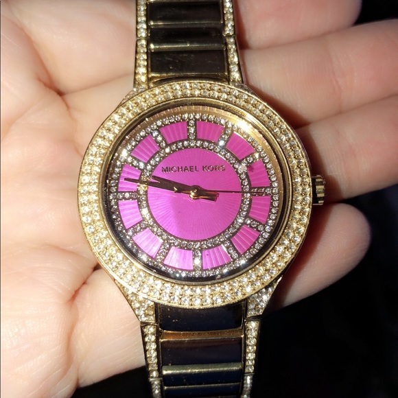 michael kors pink diamond watch